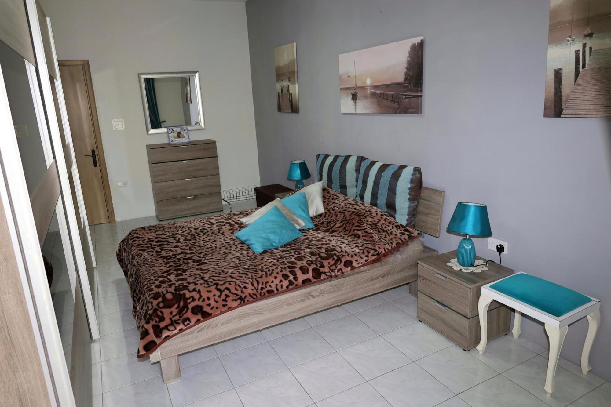 Very bright well kept apartment Marsaskala Buitenkant foto