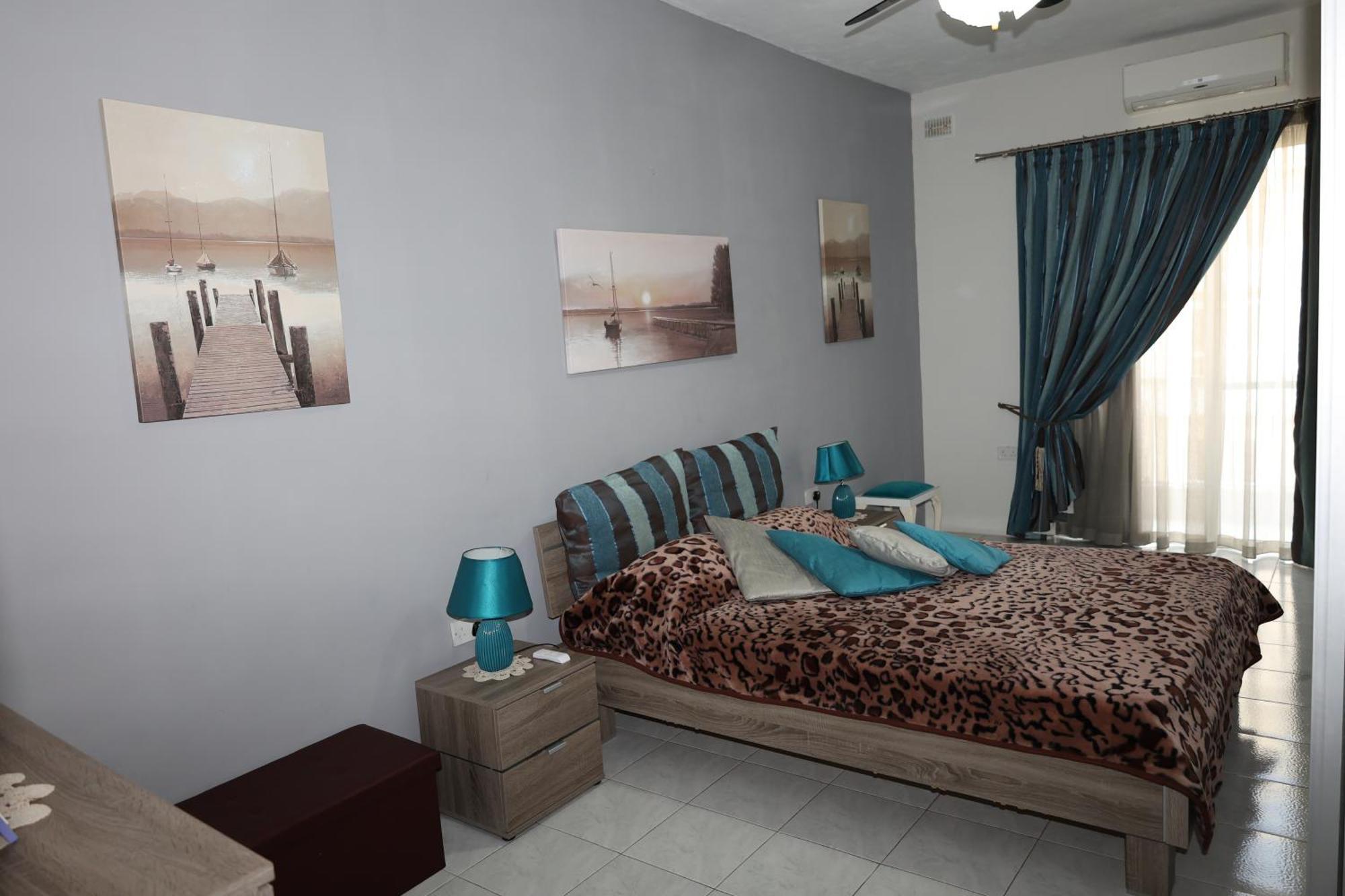 Very bright well kept apartment Marsaskala Buitenkant foto